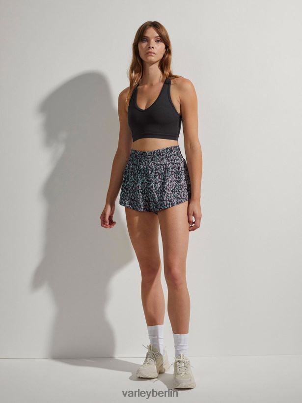 Varley Kallin läuft kurz 1,5