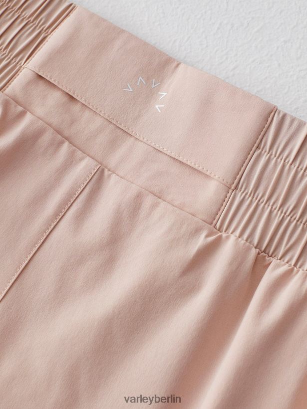 Varley Kallin läuft kurz 1,5