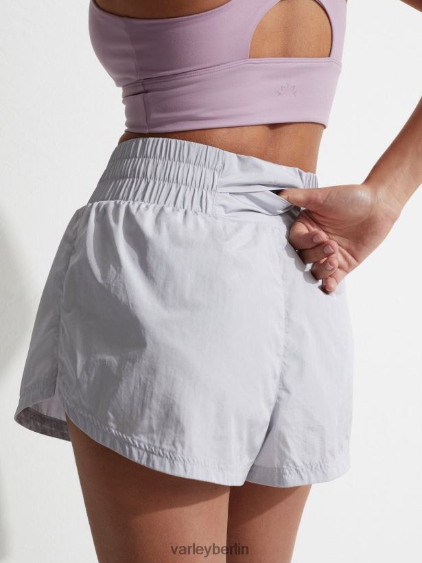 Varley Kallin läuft kurz 1,5