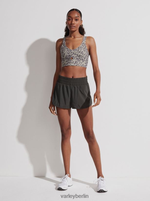 Varley Kallin läuft kurz 1,5