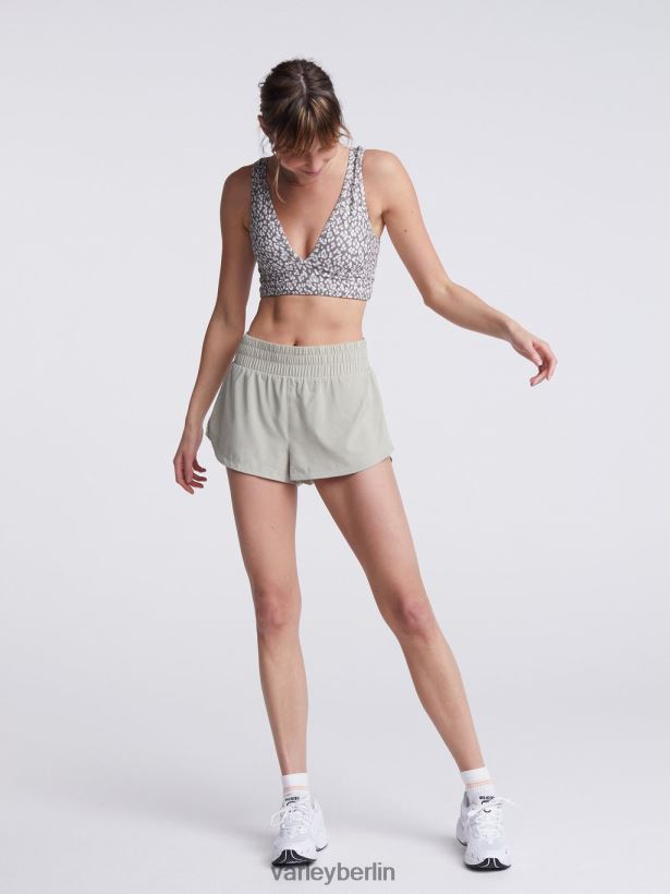 Varley Kallin läuft kurz 1,5