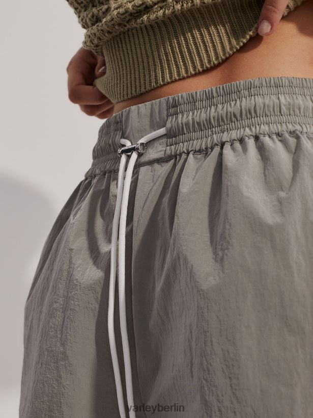 Varley harmon high-rise short 4